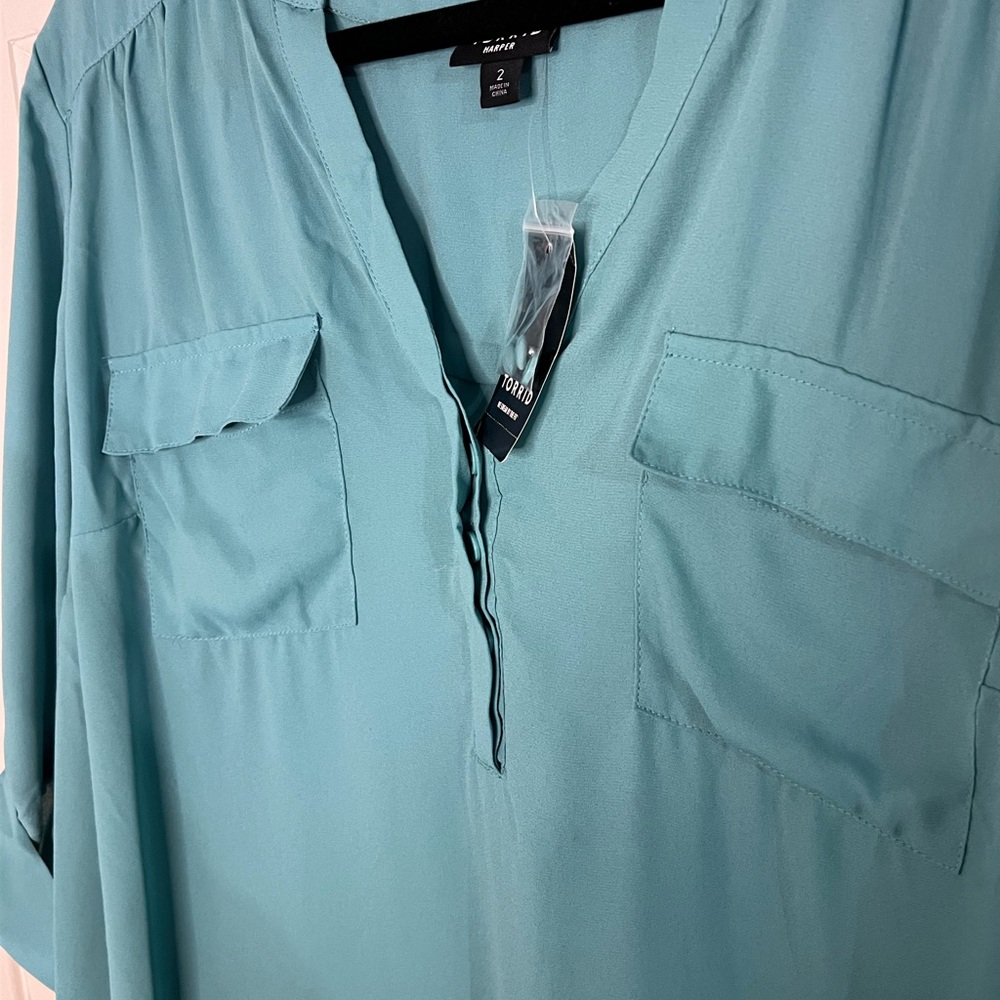 Torrid Teal Harper Notch-Neck Tunic Blouse torrid size 2 or 18-20 - Picture 5 of 6